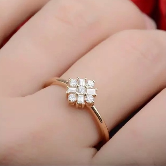 Jewelry - Frozen Winter Crystals CZ Gold Tone Fashion Ring
